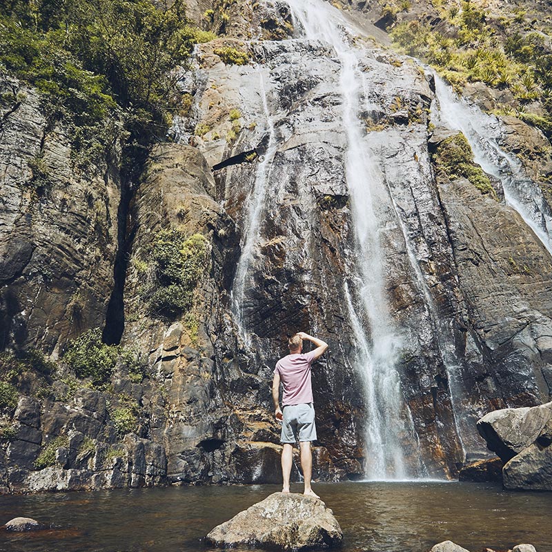 Bambarakanda Waterfall